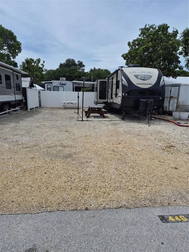 325 Calusa Street, Key Largo