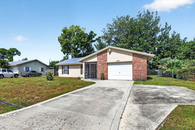 2 of 36 - 1650 Se Memorial Street, Port St. Lucie, FL