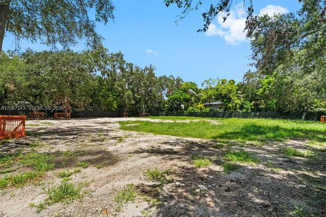 2 of 11 - 6285 Sw 98th Street, Pinecrest, FL