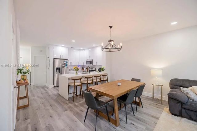 4 of 36 - 12171 Sw 4th Street, Pembroke Pines, FL