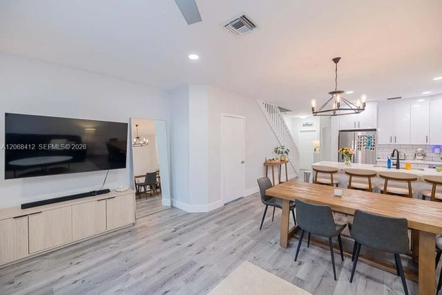 5 of 36 - 12171 Sw 4th Street, Pembroke Pines, FL