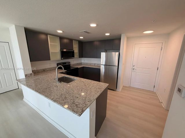 4 of 10 - 5587 Millenia Park Boulevard #222, Orlando, FL