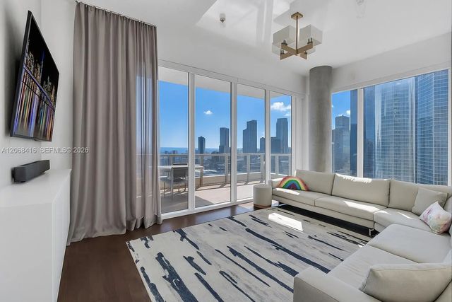 3 of 43 - 900 Brickell Key Boulevard #2904, Miami, FL