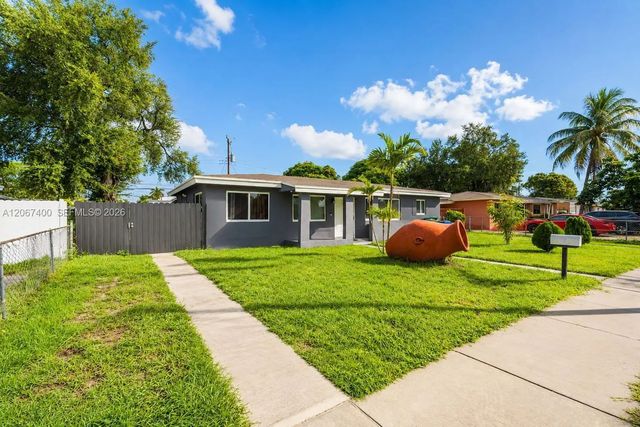 2 of 40 - 3271 Nw 173rd Terrace, Miami Gardens, FL