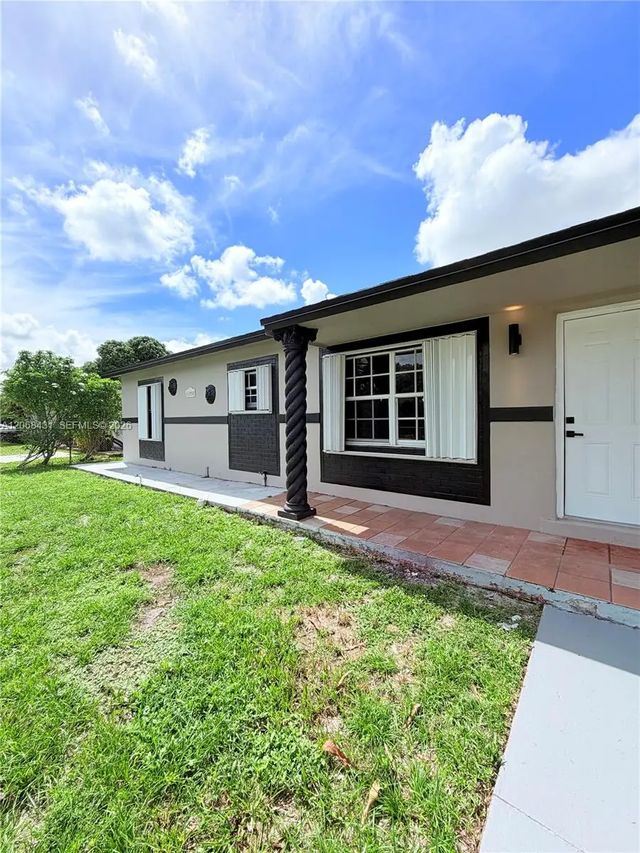4492 Nw 180th Street, Miami Gardens