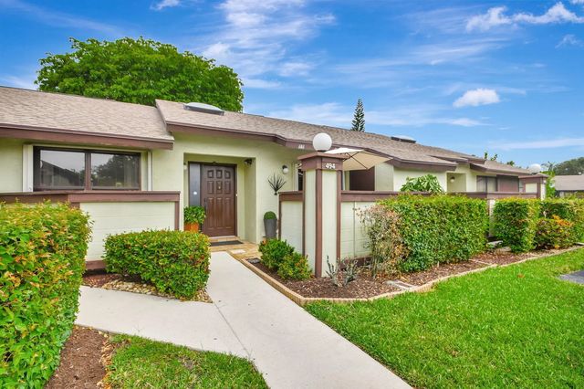 2 of 47 - 494 Iron Forge Court, Royal Palm Beach, FL