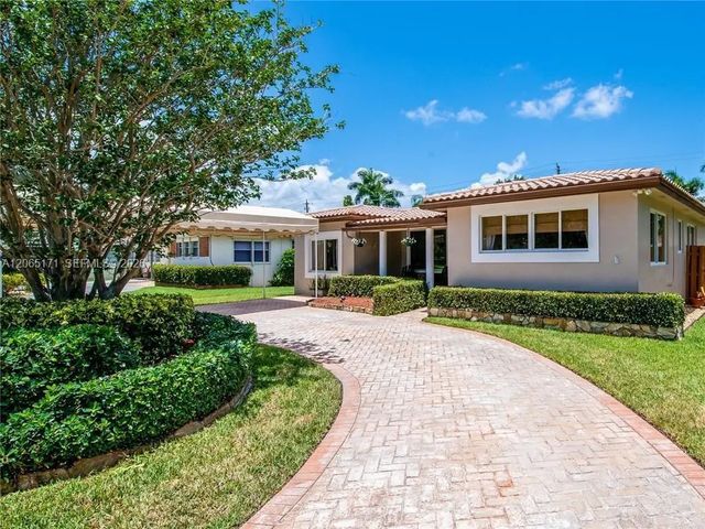 4 of 11 - 939 Washington Street, Hollywood, FL