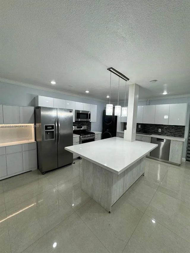 6812 Brookline Drive #6812, Hialeah