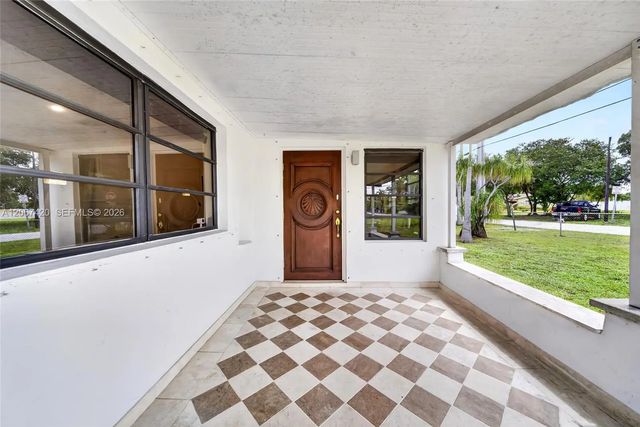 3 of 36 - 15130 S River Drive, Miami, FL