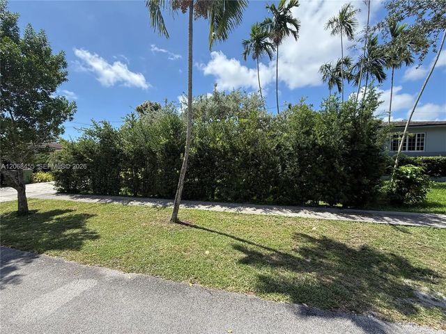 5 of 49 - 130 Ne 123rd Street, North Miami, FL