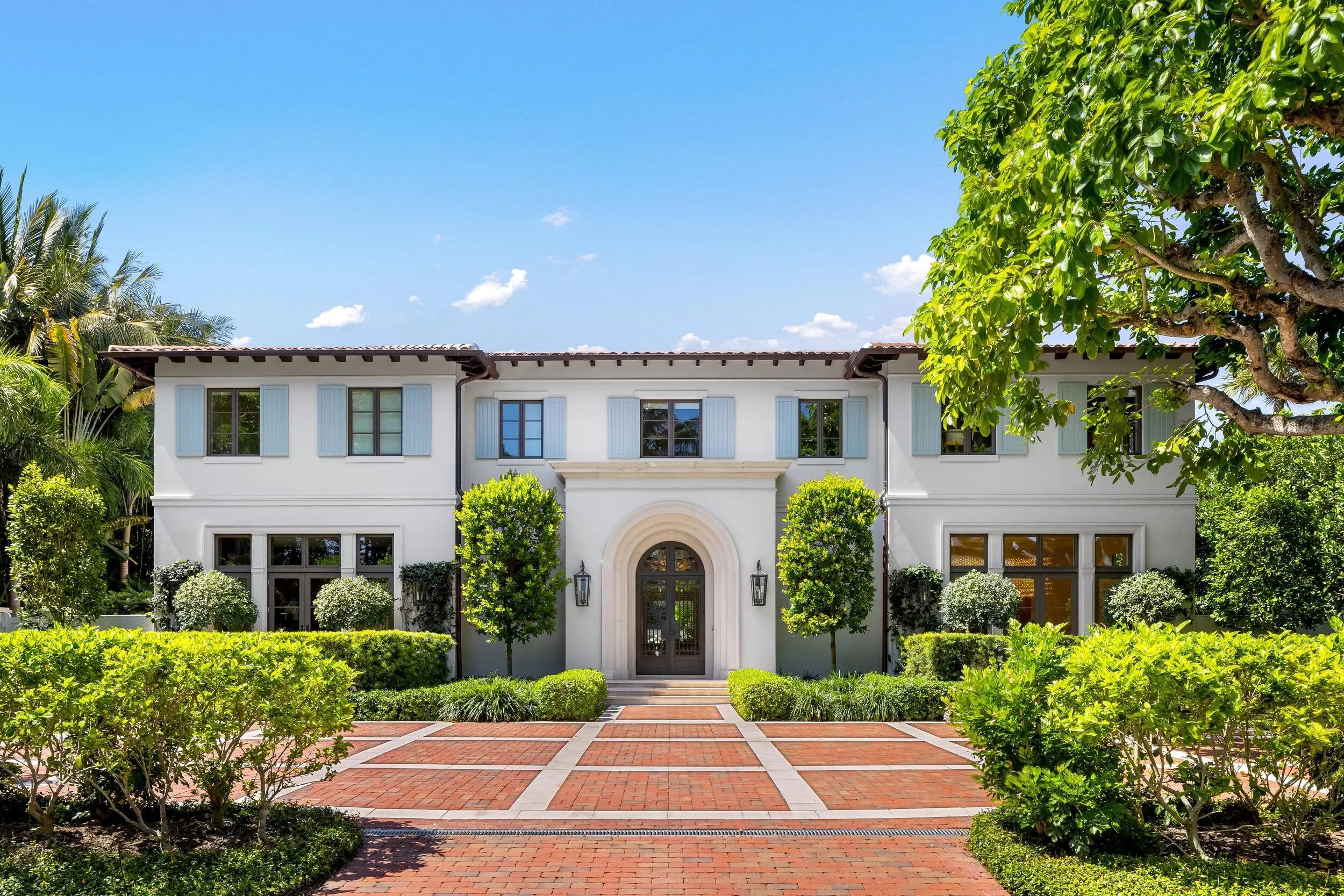 220 Jungle Road, Palm Beach