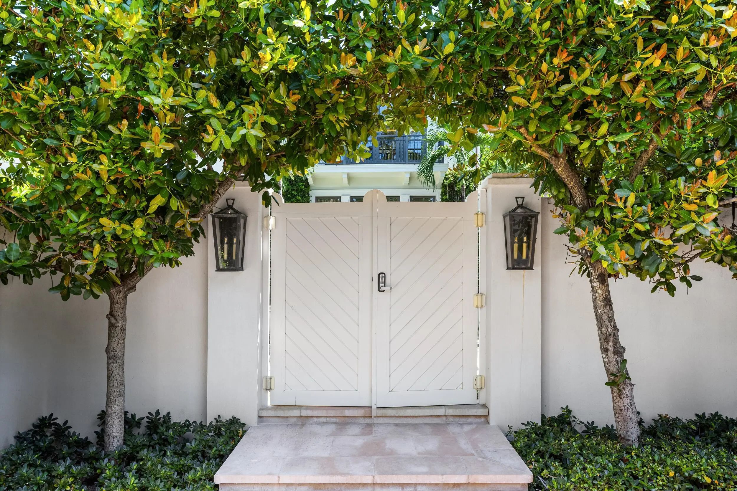 220 Jungle Road, Palm Beach, FL, 33480