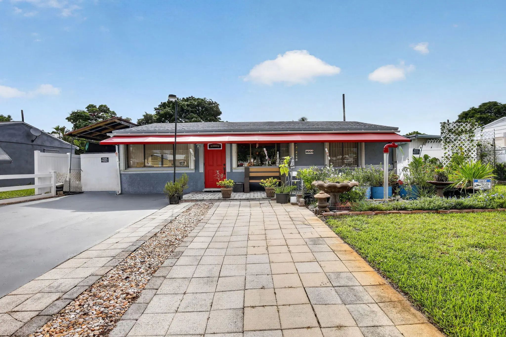 1660 Sw 48th Avenue, Fort Lauderdale