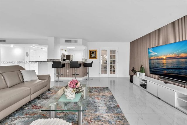 5 of 64 - 800 Ne 195th Street #220, Miami, FL