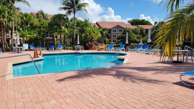 5 of 32 - 8851 Wiles Road #307, Coral Springs, FL