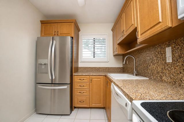 5 of 34 - 5355 Se Miles Grant Road #114, Stuart, FL