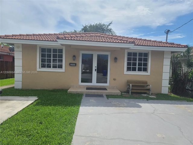 2884 Sw 36th Avenue, Miami