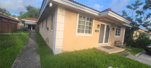 3 of 26 - 2884 Sw 36th Avenue, Miami, FL