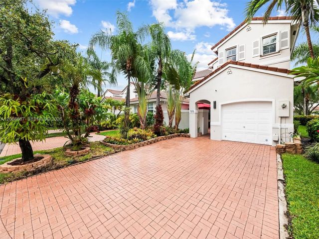 2 of 30 - 1515 Seagrape Way, Hollywood, FL