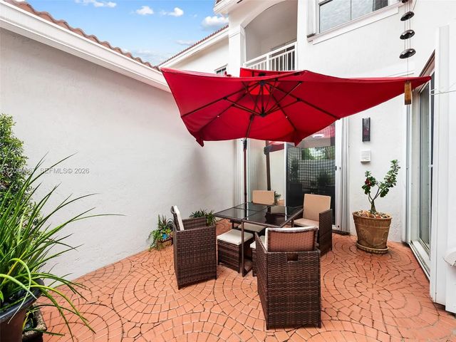 4 of 30 - 1515 Seagrape Way, Hollywood, FL