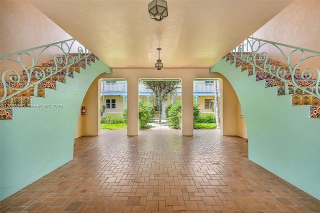 3 of 42 - 736 13th Street #207, Miami Beach, FL