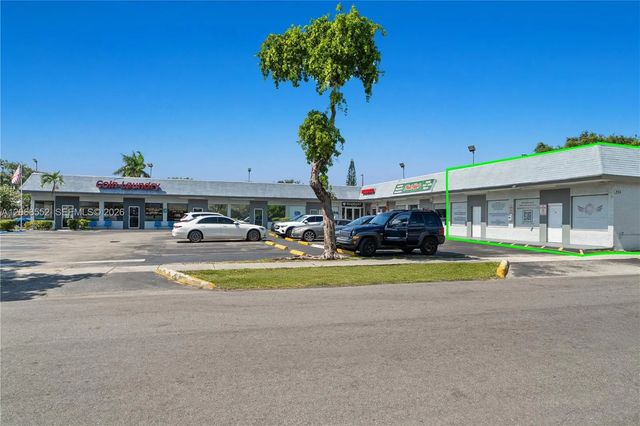 2 of 8 - 265 S Federal Highway #l, Dania Beach, FL