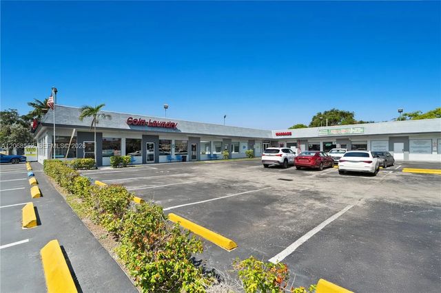 5 of 8 - 265 S Federal Highway #l, Dania Beach, FL