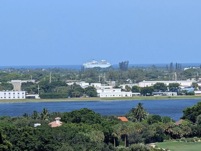 2 of 47 - 2450 Presidential Way #1606, West Palm Beach, FL