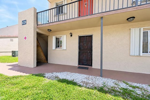 2 of 26 - 6120 Forest Hill Boulevard #111, West Palm Beach, FL