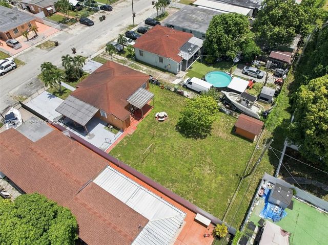 4 of 36 - 636 E 48th Street, Hialeah, FL