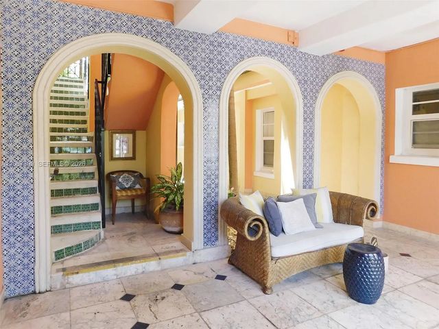 4 of 33 - 4812 Pine Tree Drive #206, Miami Beach, FL