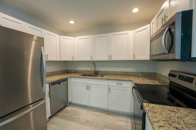 3 of 20 - 6231 Bay Club Drive #4, Fort Lauderdale, FL