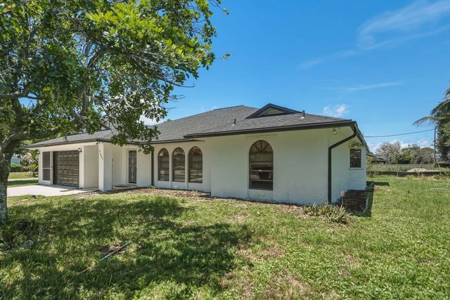 3 of 48 - 2661 Se Osage Avenue, Port St. Lucie, FL