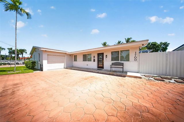 1700 W 64th Street, Hialeah