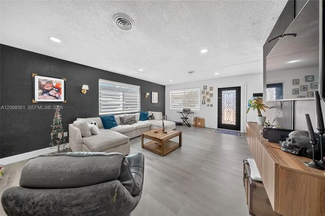 4 of 48 - 1700 W 64th Street, Hialeah, FL