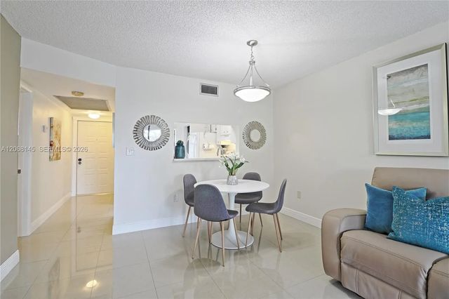 3 of 32 - 1100 Colony Point Circle #419, Pembroke Pines, FL