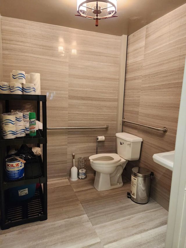 4 of 19 - 3321 S Andrews Avenue #21, Fort Lauderdale, FL