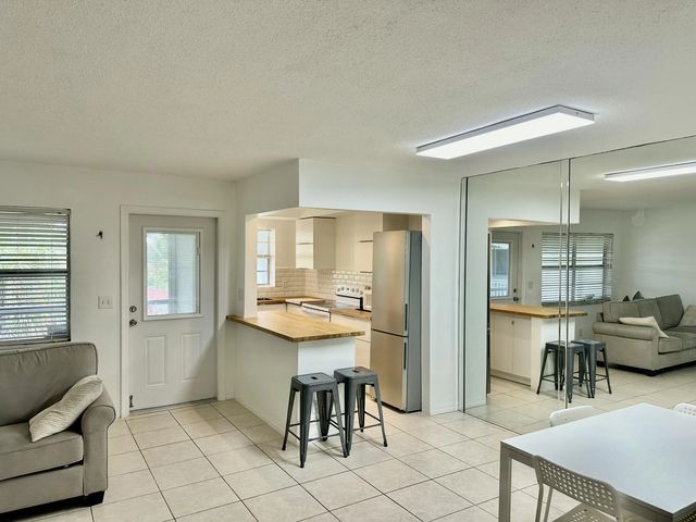 580 Egret Drive #314, Hallandale Beach