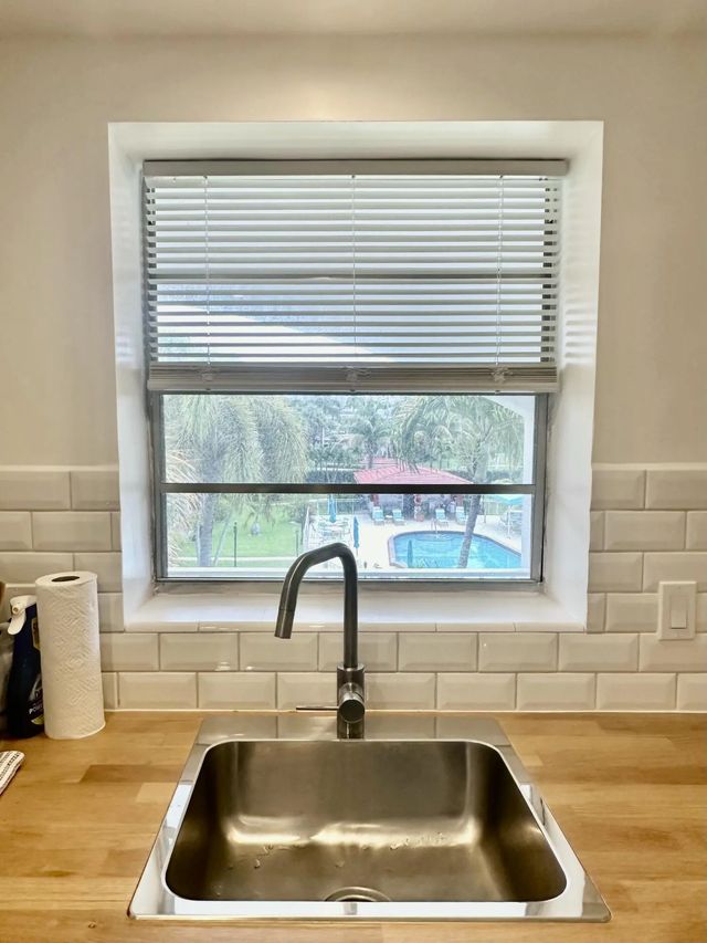 3 of 13 - 580 Egret Drive #314, Hallandale Beach, FL