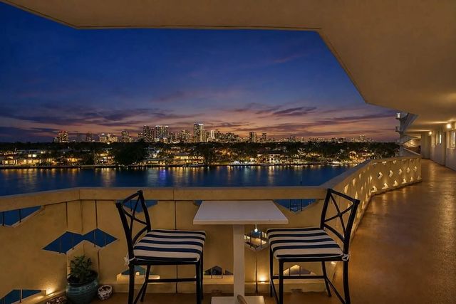 4 of 58 - 333 Sunset Drive #401, Fort Lauderdale, FL