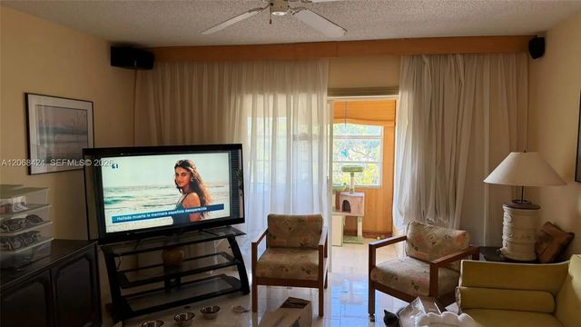 5 of 20 - 4880 Nw 22nd Street #307, Lauderhill, FL