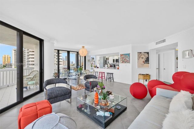 1000 Island Boulevard #1204, Aventura