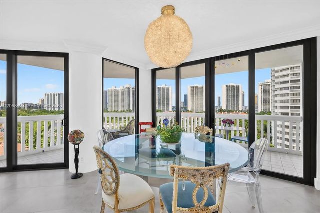 5 of 50 - 1000 Island Boulevard #1204, Aventura, FL