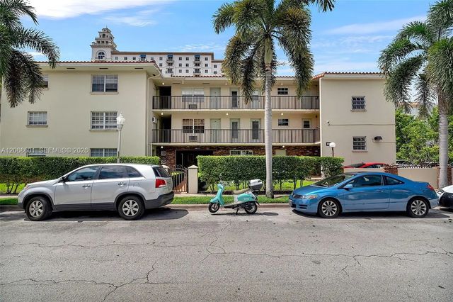 3 of 18 - 318 Majorca Avenue #304, Coral Gables, FL