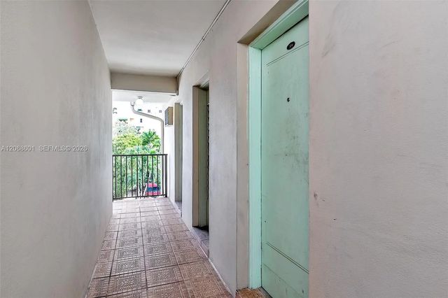 4 of 18 - 318 Majorca Avenue #304, Coral Gables, FL