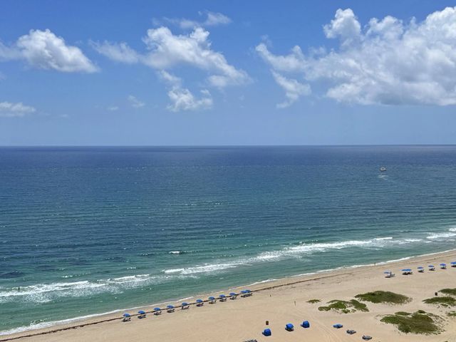 3000 N Ocean Drive #20-g, Singer Island