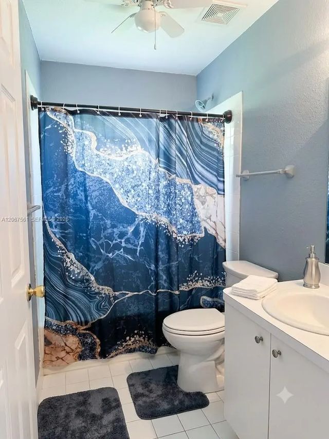 5 of 15 - 221 Ne 35th Street, Oakland Park, FL