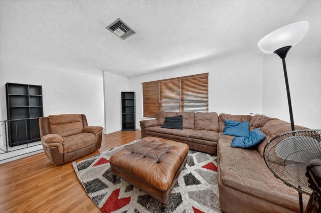 5 of 26 - 2251 Sw 67th Way Ne, Miramar, FL