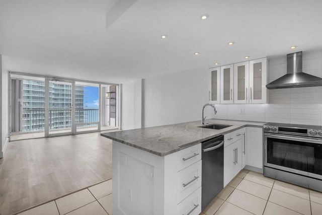 3 of 26 - 2200 Ne 33rd Avenue #17c, Fort Lauderdale, FL