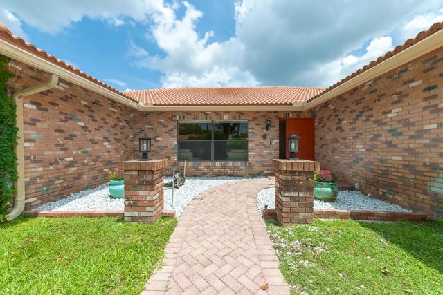 4 of 40 - 8501 Nw 80 Street, Tamarac, FL